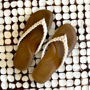 Cliffs by White Mountain - Braided White Sandals - Size 7.5